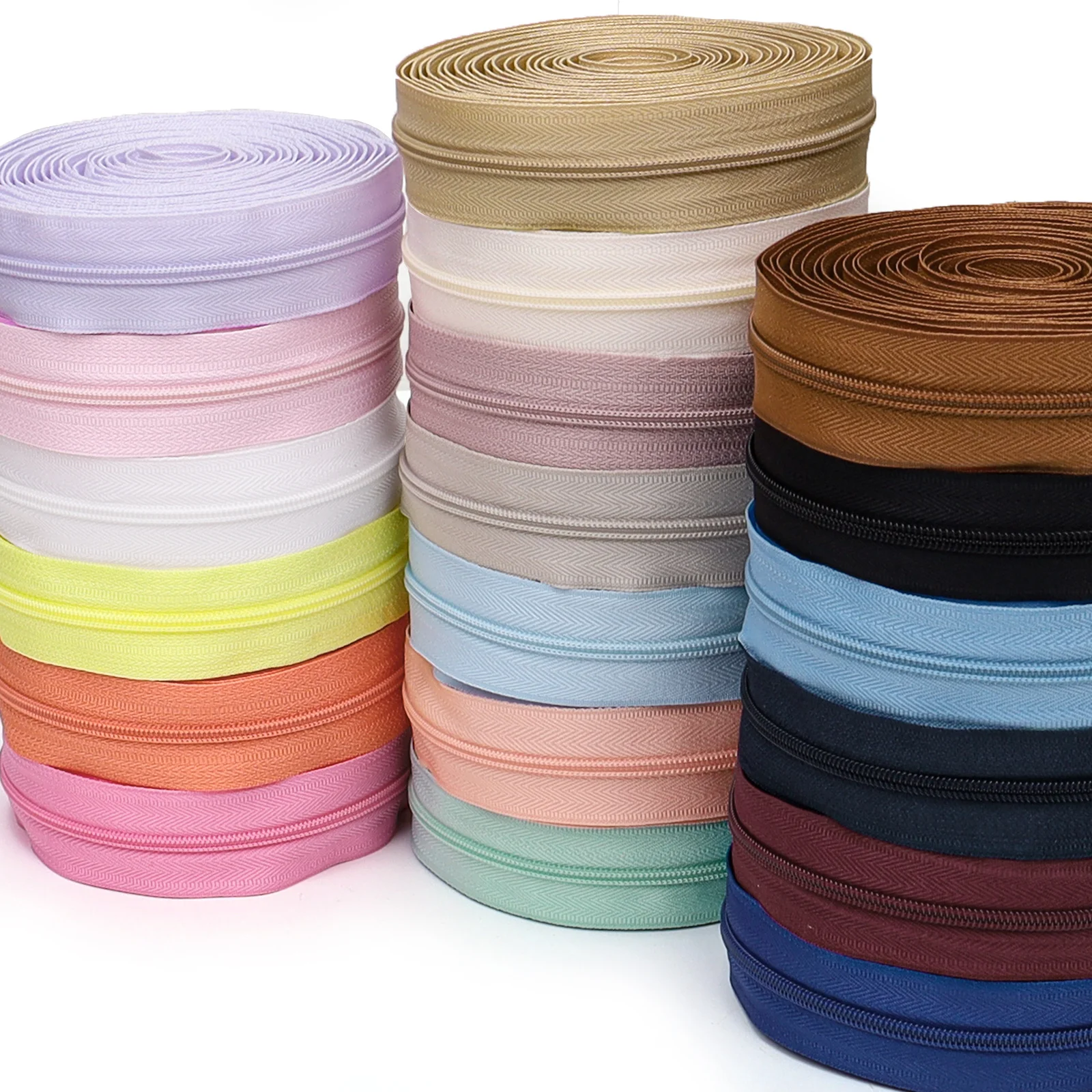 1 グループ = 4.5 メートルのジッパー + 10 プラ - Home Textiles Group のレビューと価格